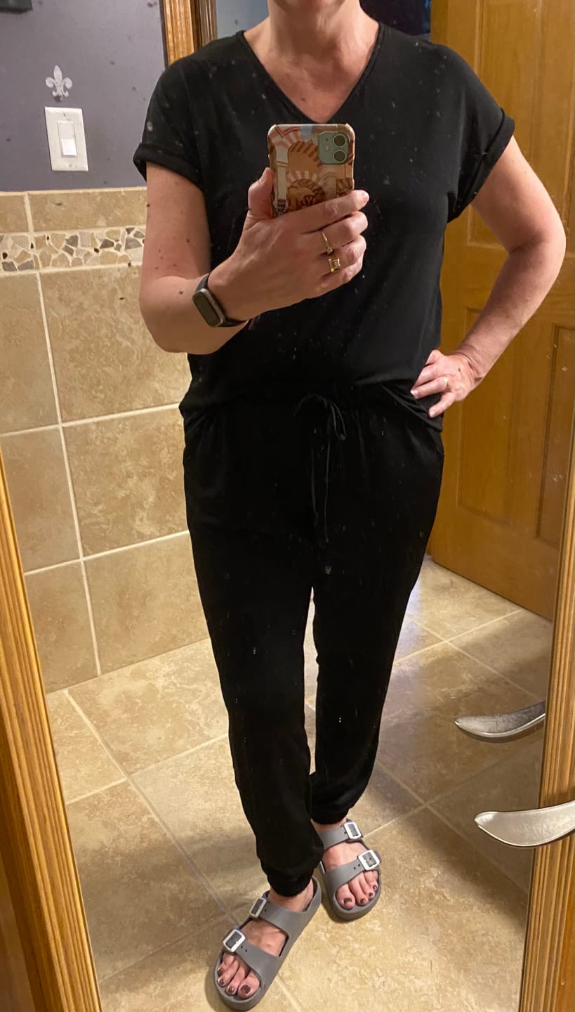 Customer photo review of Brigitte Brianna Blouse Tee & Street Joggers Set (BLACK)