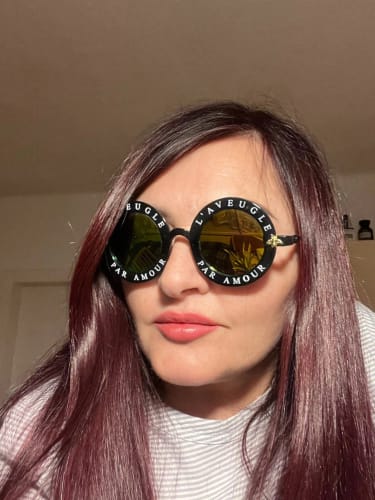 Customer photo review of Round Frame Woman Vintage Sunglasses