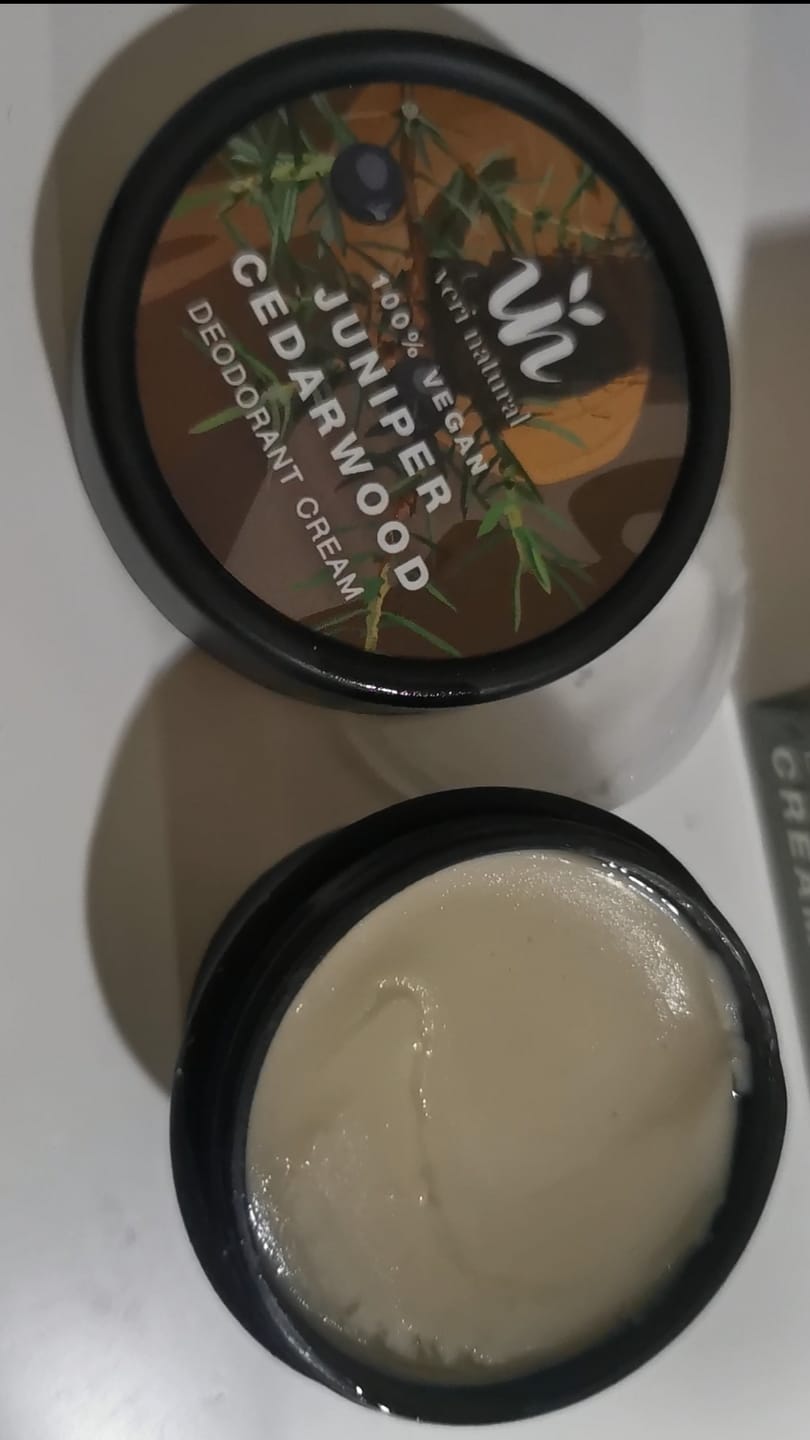 Customer photo review of 30% Clearance - Juniper Cedarwood Deodorant Cream