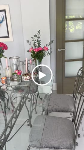 Customer video review of Manifest Aromatherapy Candle