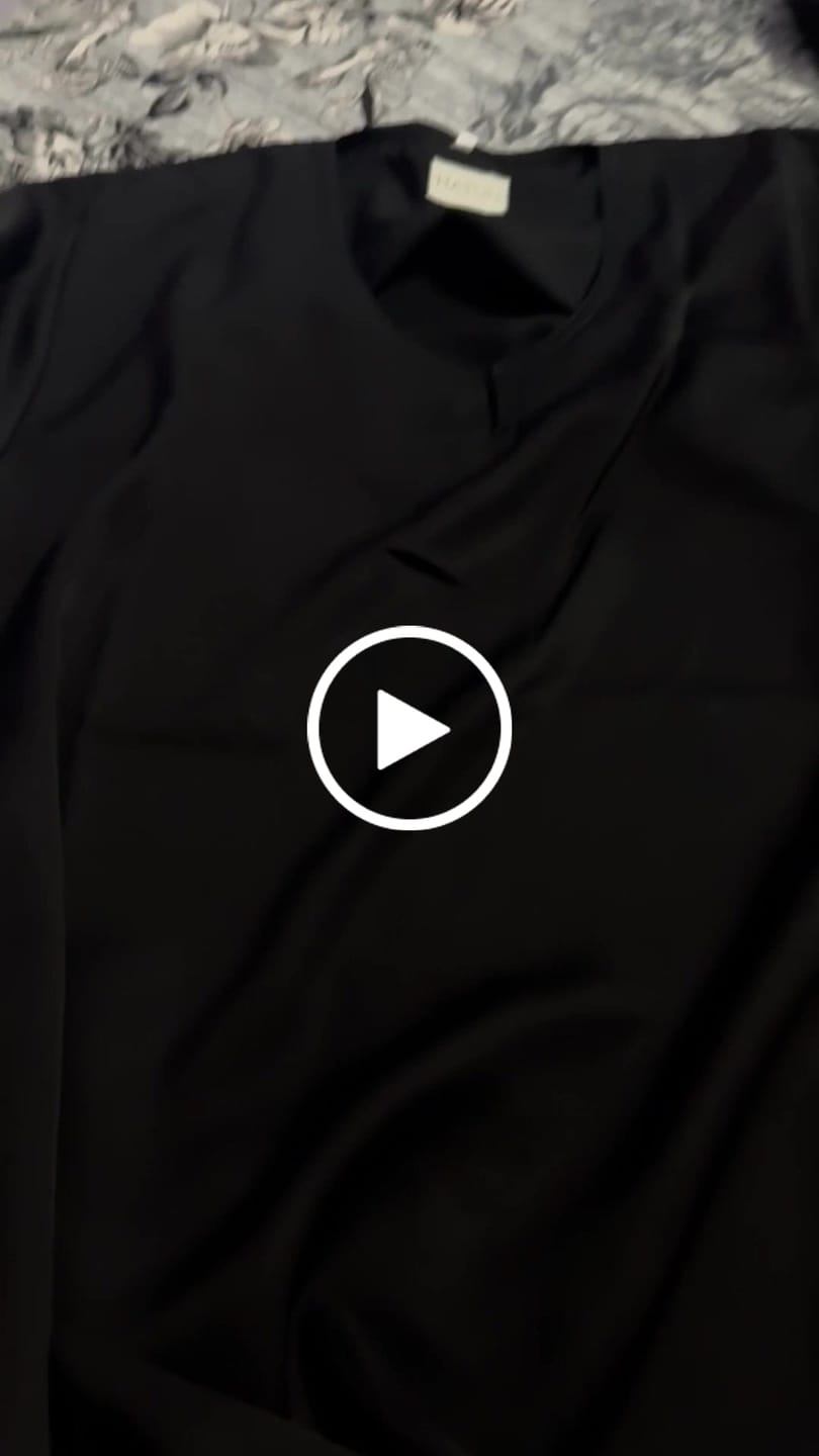Customer video review of Classic Everyday Abaya - BLACK