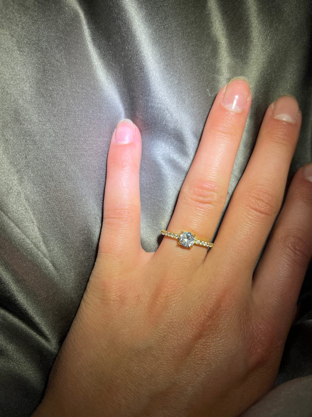 Customer photo review of Graceful Ring | 18K vergoldet
