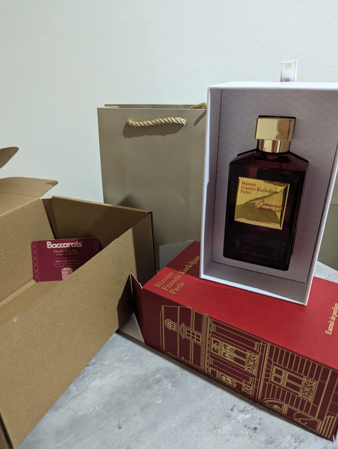 Customer photo review of Baccarat Rouge 540 Extrait de Parfum for Men and Women