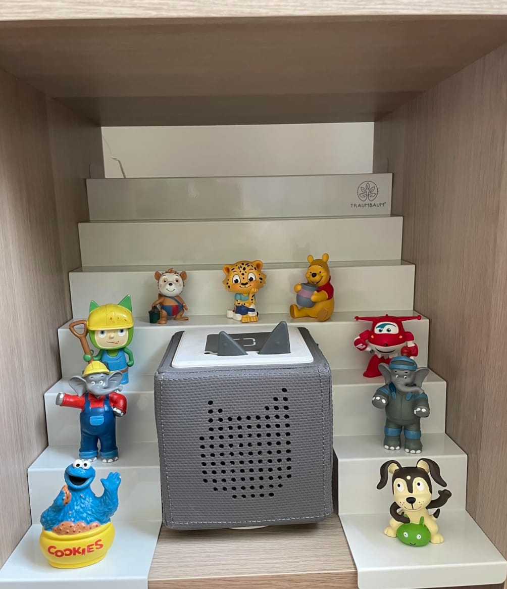 Customer photo review of Tonie Box Aussparung MITTIG