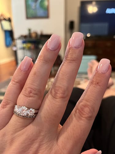 Customer photo review of Versai 1Ct Moissanite 925 Sterling Silver Three Stone Ring