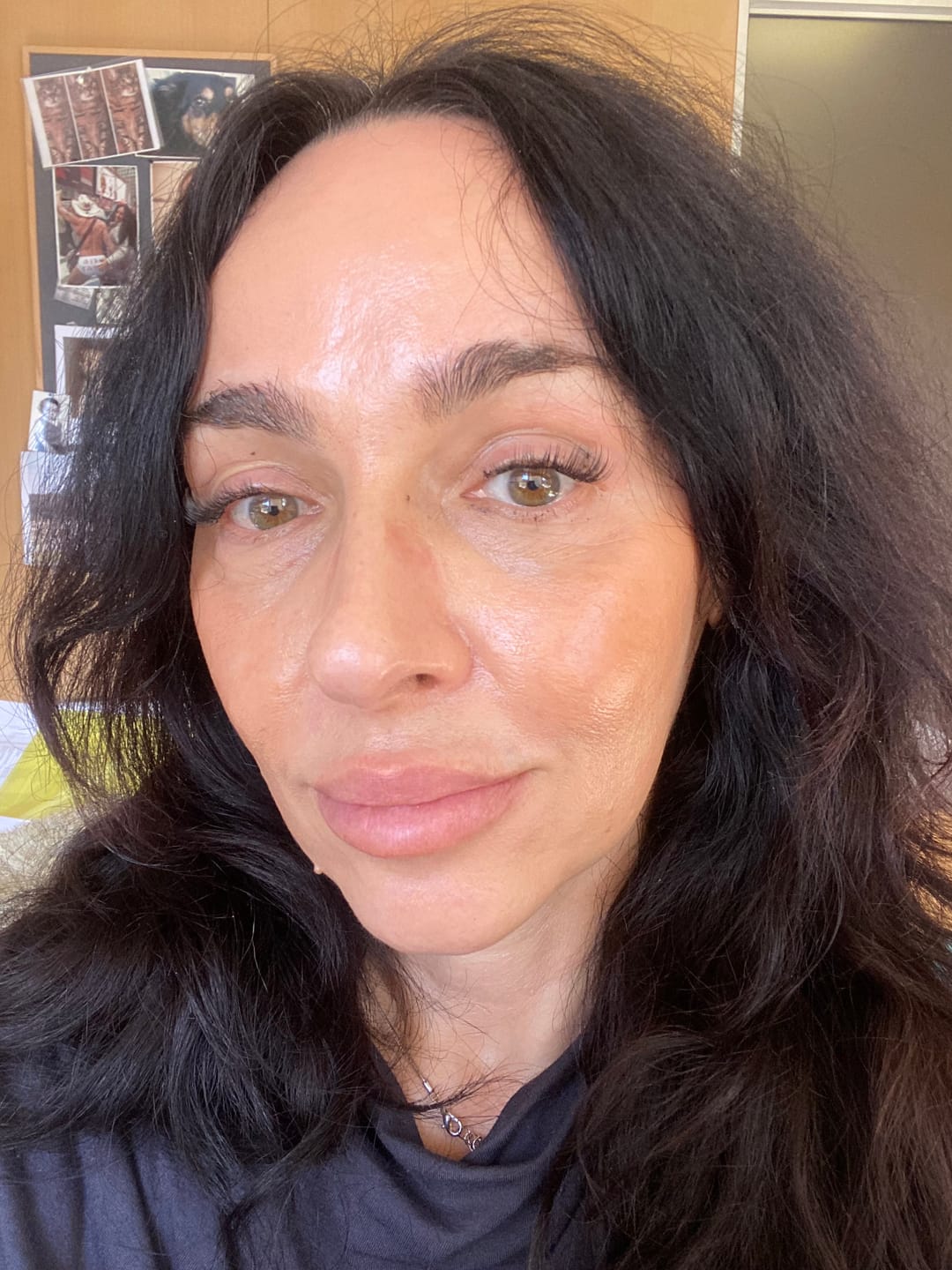 Customer photo review of Infinaluxe Dual-Sided Long Wear Lash Bond