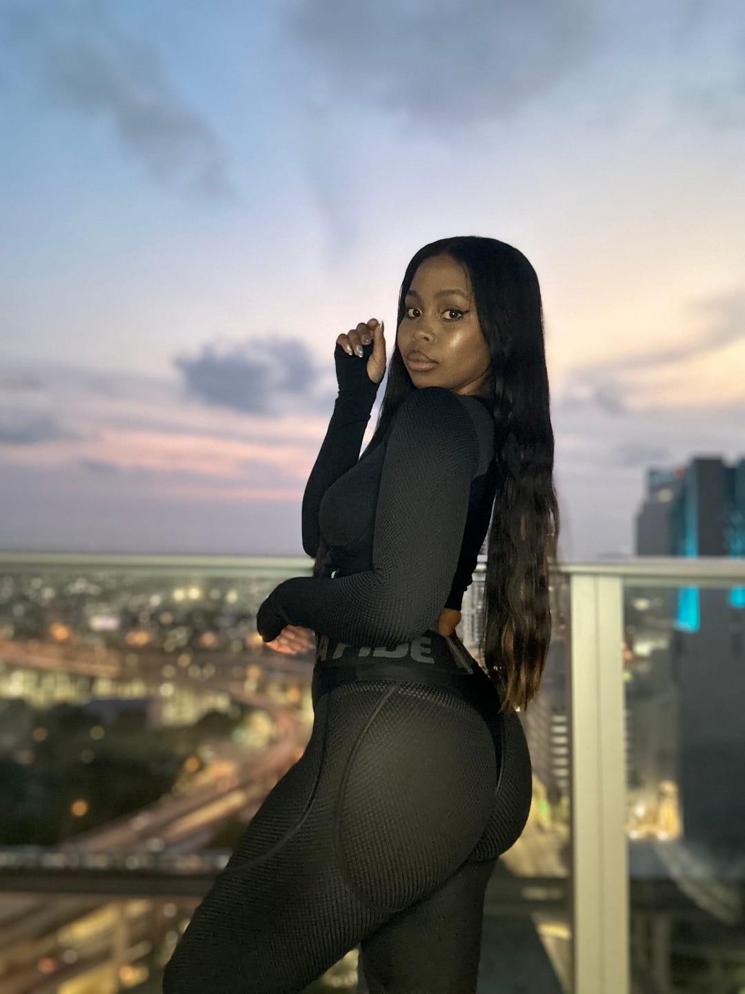 Customer photo review of Workout Top Extra Sex Black