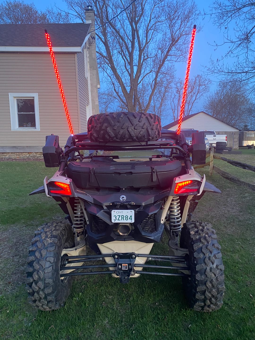 Customer photo review of LinQ Pivoting Rack Spare Tire Rack for Can Am X3 / X3 Max