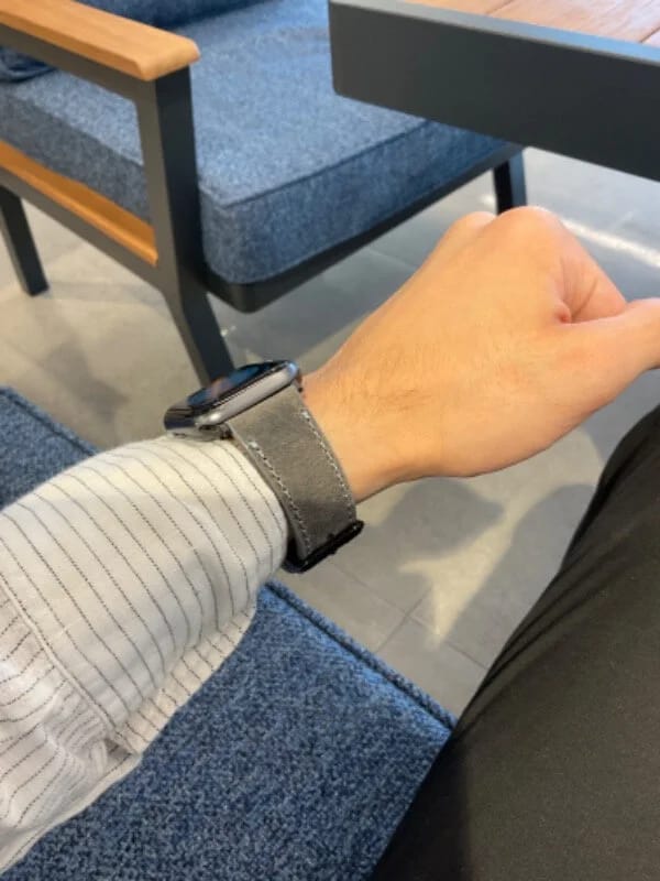Customer photo review of Apple Watch Deri Kordon Gri - İsnos