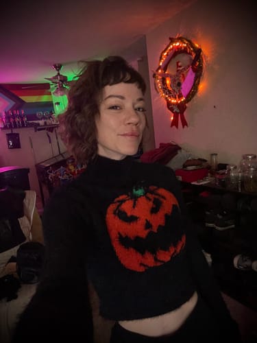 Customer photo review of Long sleeve high neck fluffy pumpkin pattern contrast top