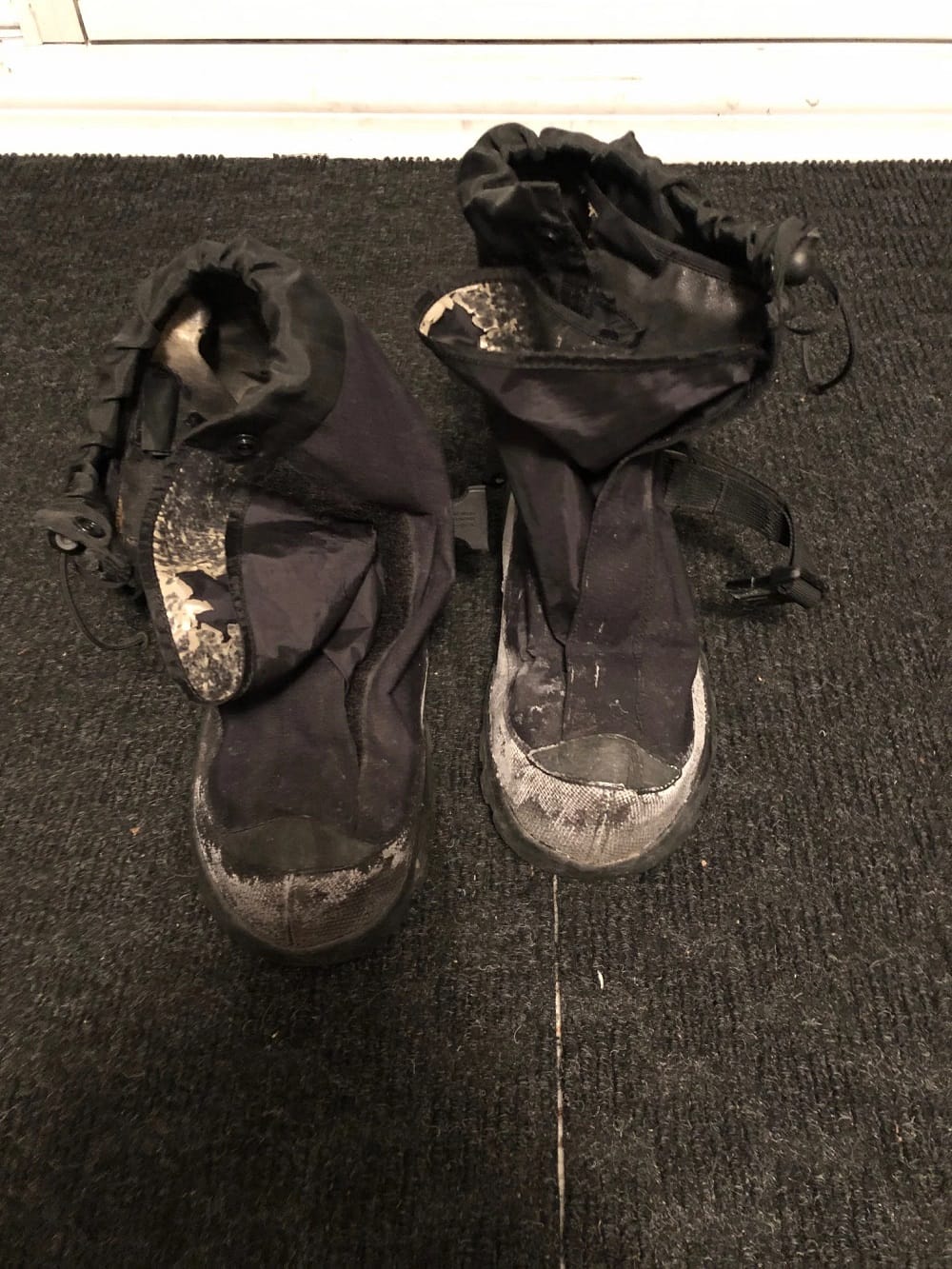 Customer photo review of Voyager Mid Overshoes