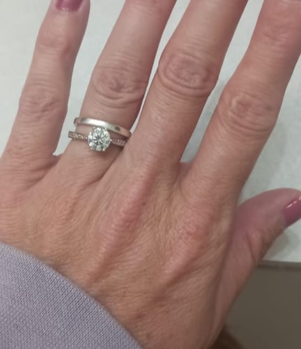 Customer photo review of Stellar 1Ct Moissanite Fine Sterling Silver Ring