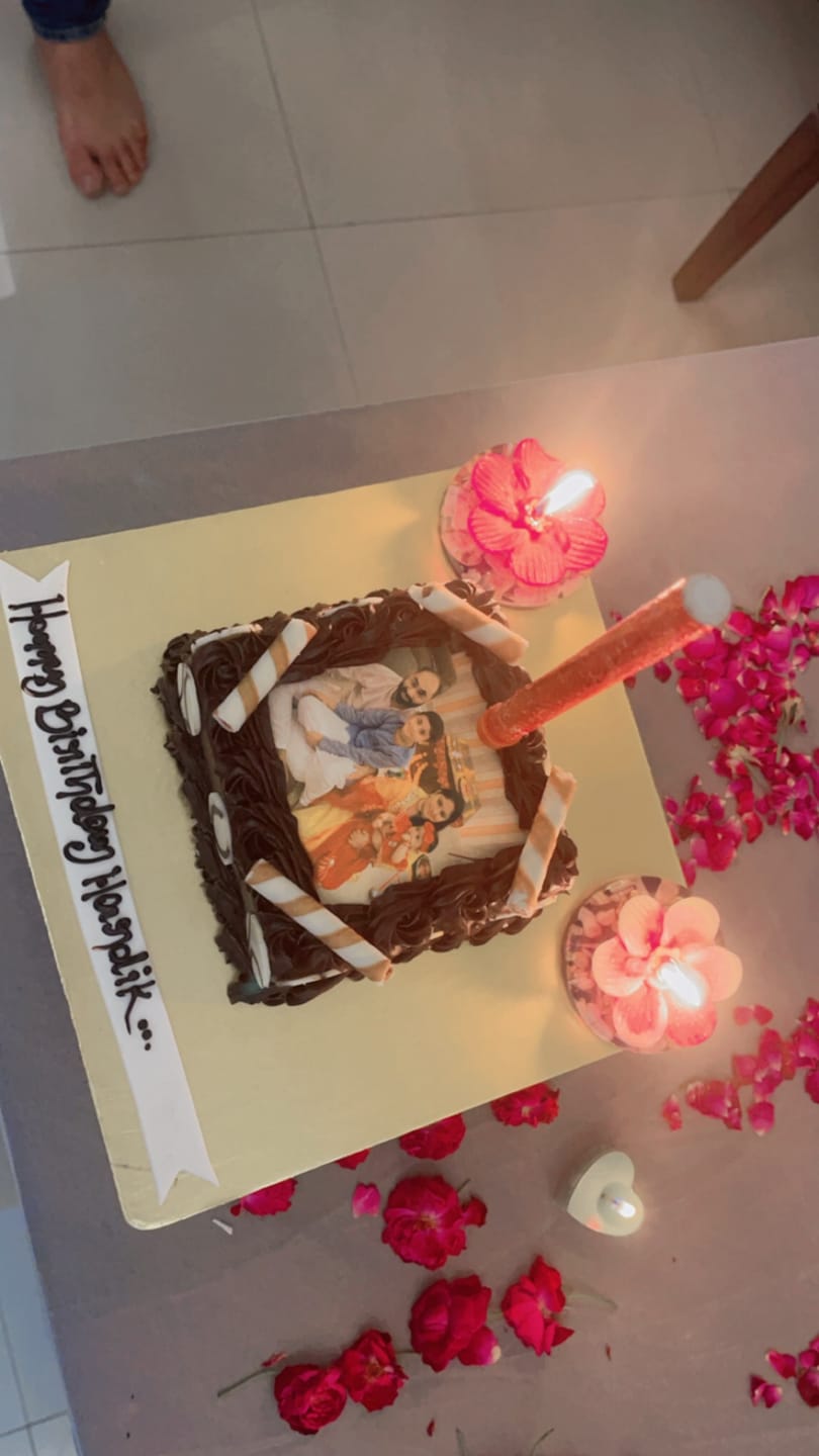Customer photo review of Customized Photo Cake
