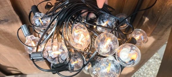 Customer photo review of Catena Luminosa 10 Lampadine con Pannello Solare - 4 Metri
