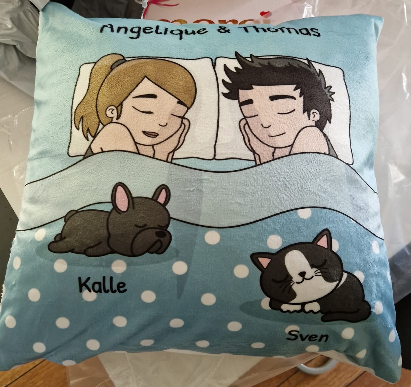 Customer photo review of Kuschelzeit mit Fellnasen - Individuelles Kissen