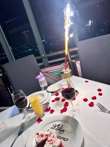 Customer photo review of Cena Romántica