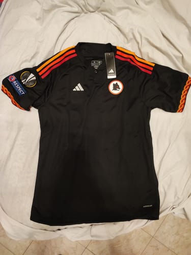 Customer photo review of TERZA MAGLIA ROMA 2023/24 NO SPONSOR