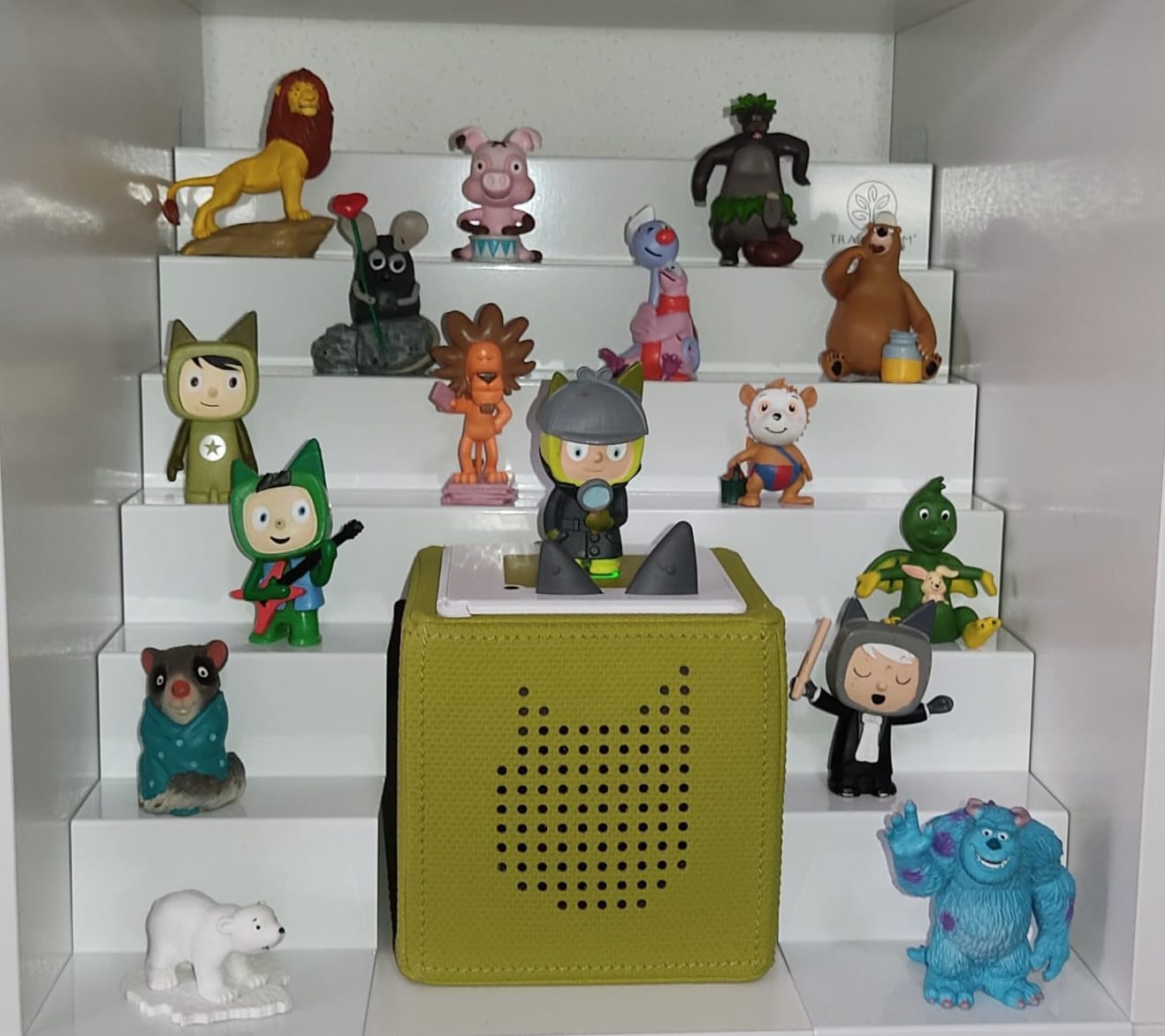 Customer photo review of Tonie Box Aussparung MITTIG