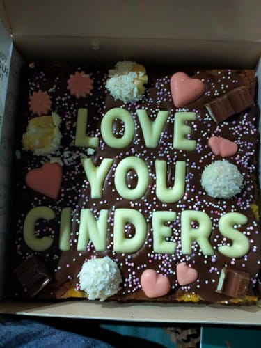 Customer photo review of Custom message mothers day brownie
