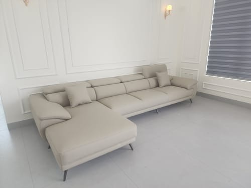 Customer photo review of PERRY - Sofa văng da 3 chỗ tựa gật gù