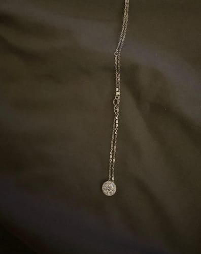 Customer photo review of Aveline 1Ct Moissanite 925 Silver Necklace