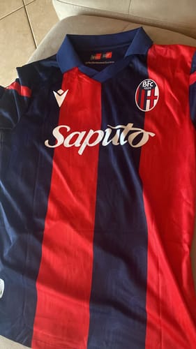 Customer photo review of Maglia Bologna Home 2023/24
