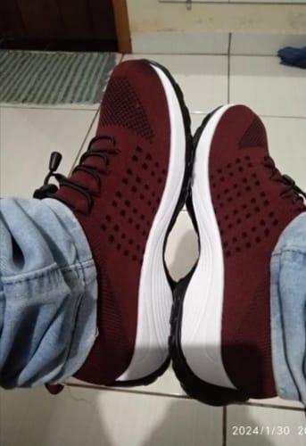 Customer photo review of OrthoEase - Stilvolle Komfort Schuhe für ergonomische Schmerzlinderung