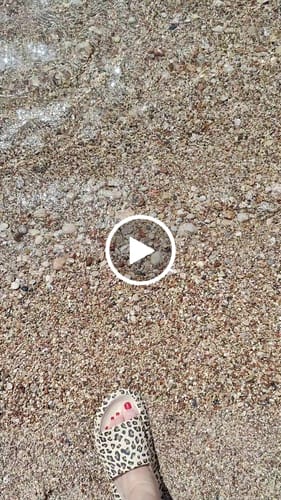 Customer video review of HappyFlops Limited Editions