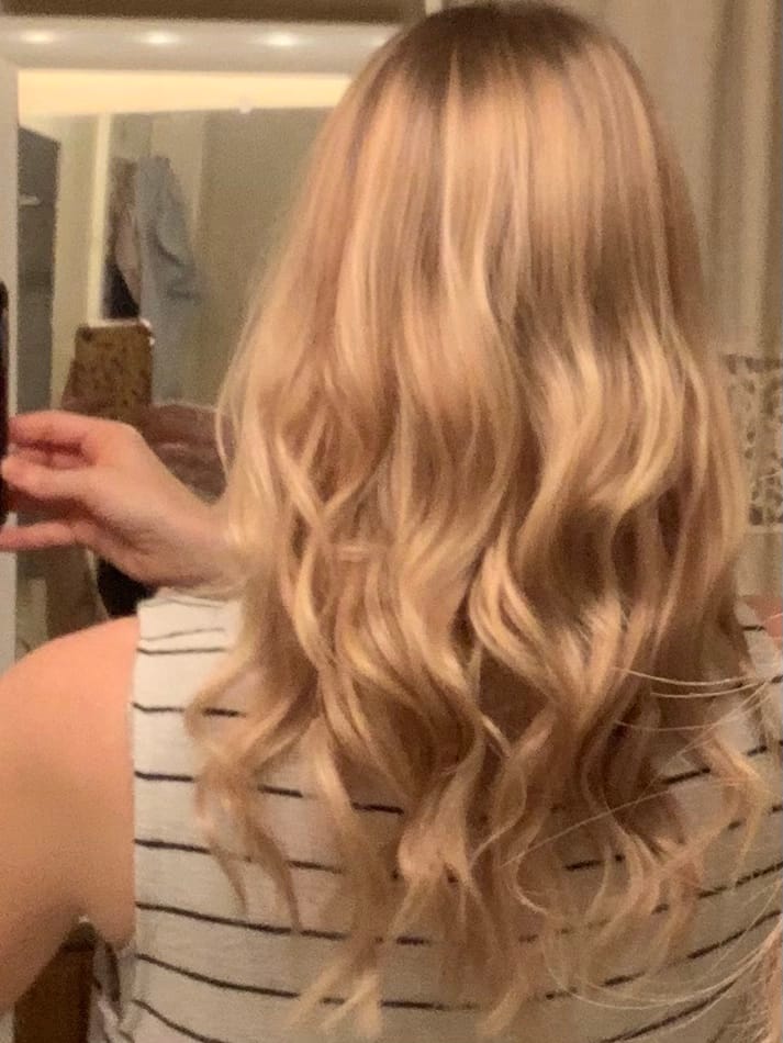 Customer photo review of Moresoo Highlight Blonde Virgin Bundles Genius Weft Brazilian Human Hair (#18P613)