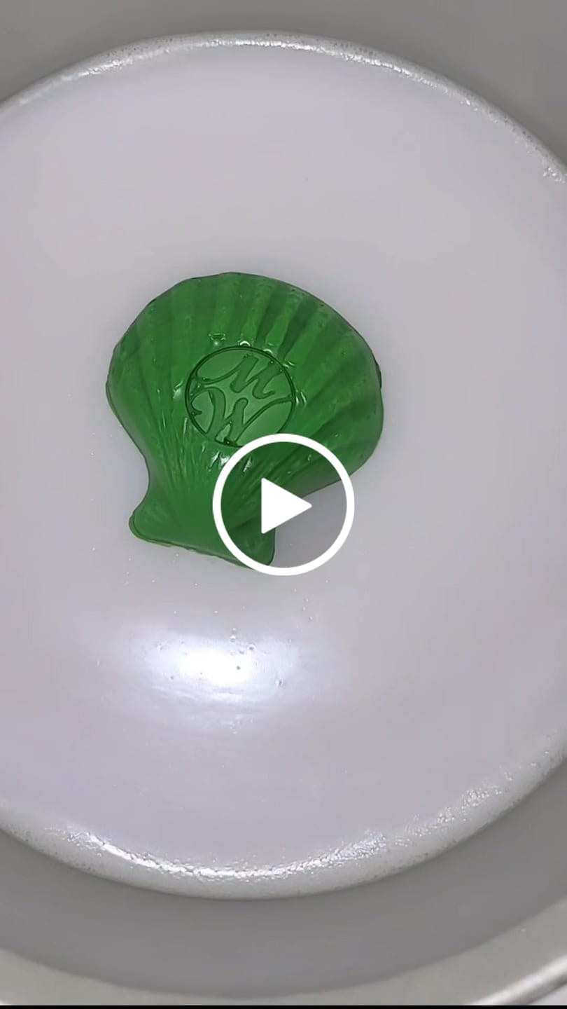 Customer video review of Color Bombs