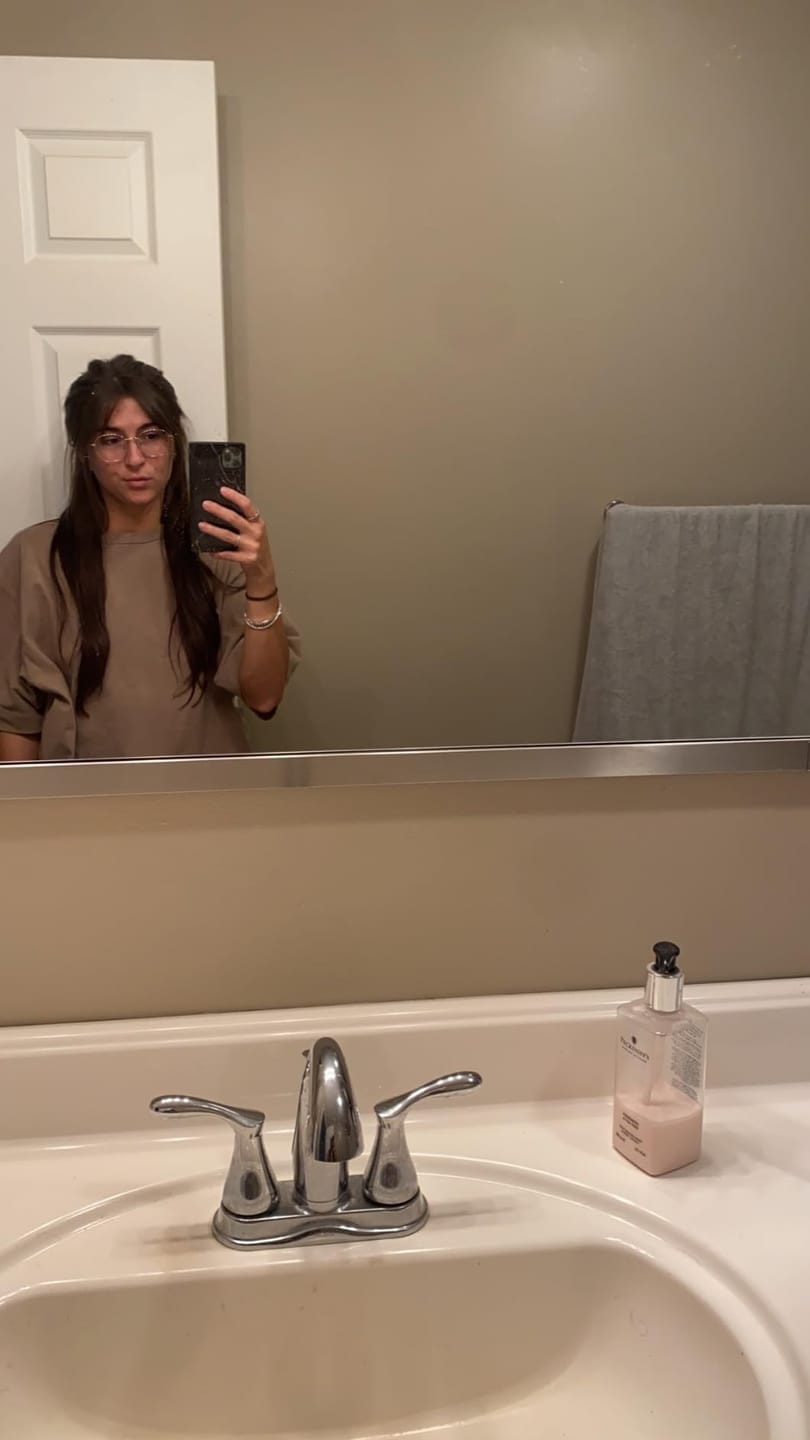 Customer photo review of Moresoo Weft Hair Virgin Invisible Genius Weft Brazilian Human Bundles Dark Brown (#2)