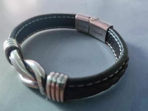 Customer photo review of Till Min Man - Jag Älskar Dig; För Alltid - Infinity Armband