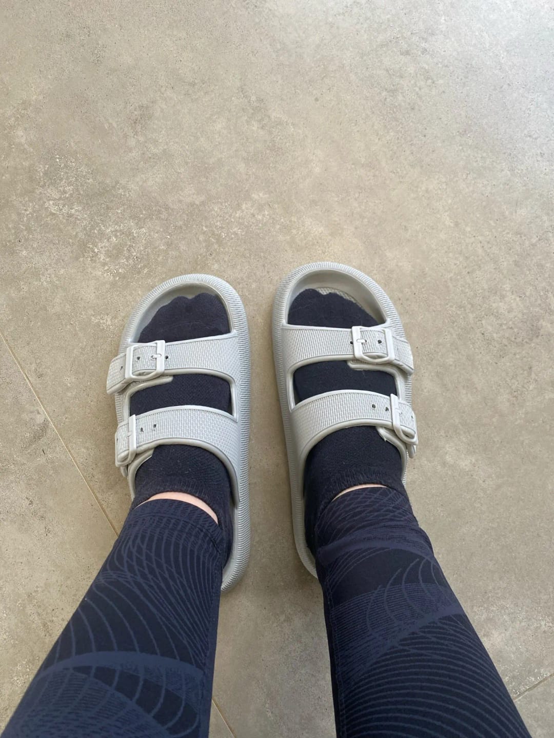 Customer photo review of קלאוד סנדלס