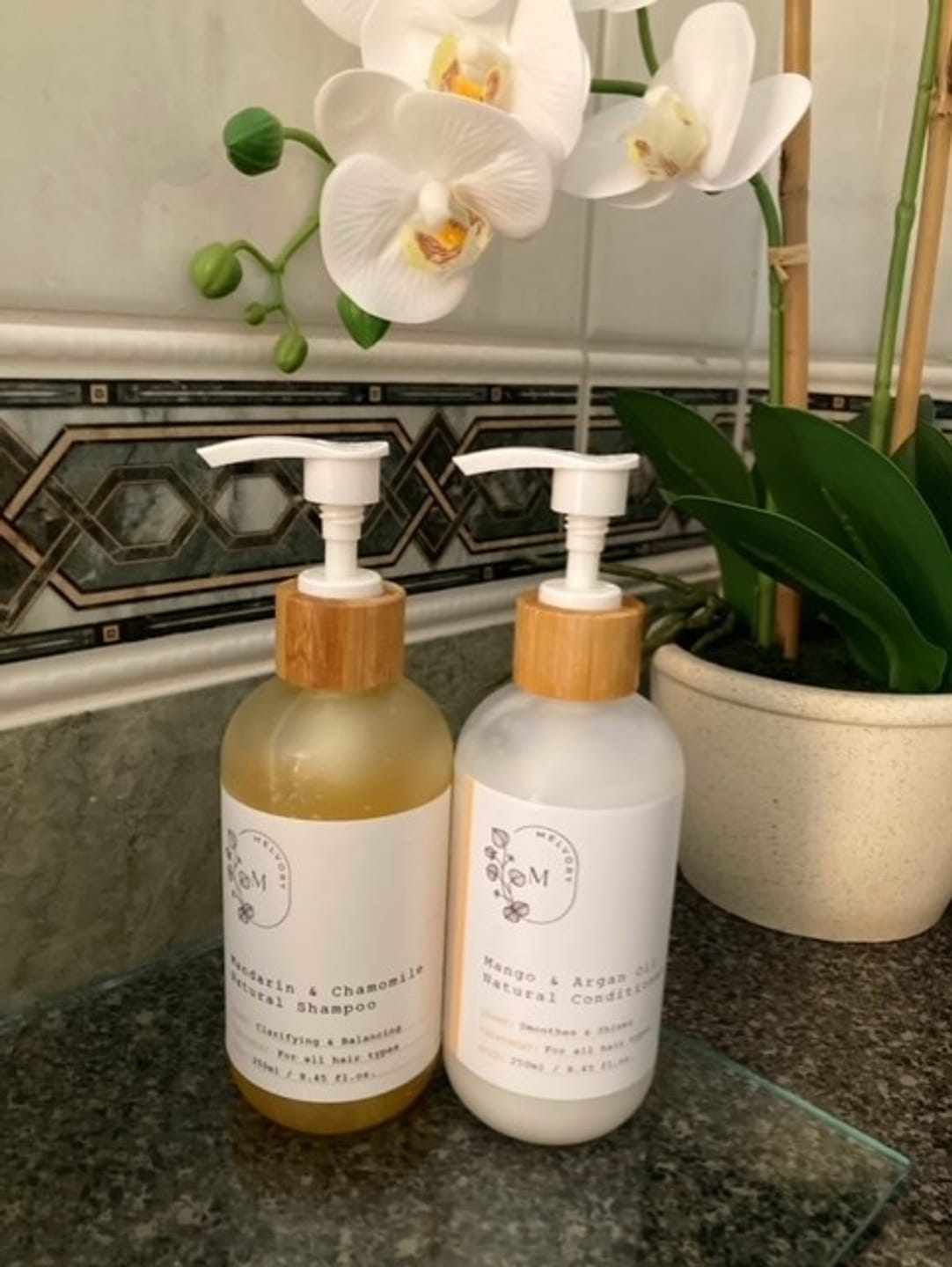 Customer photo review of Mandarin & Chamomile Natural Shampoo