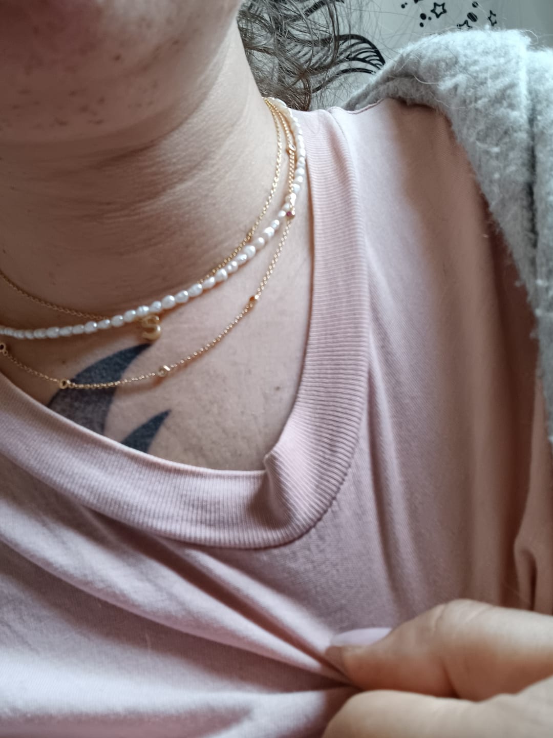 Customer photo review of Temi Pearl Necklace