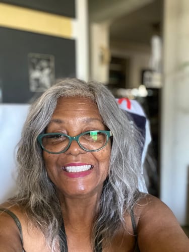 Customer photo review of Luvwin 5x5 Salt And Pepper Glueless Gray Color Pre-Cut Lace Layered Cut Straight Bob Wig 100% Human Hair