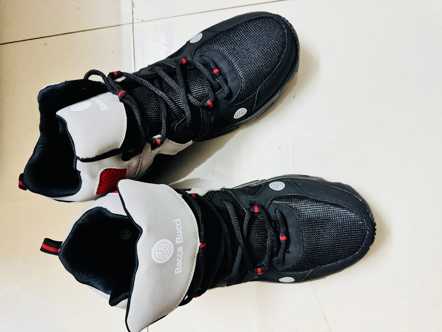 Customer photo review of Bacca Bucci Caper