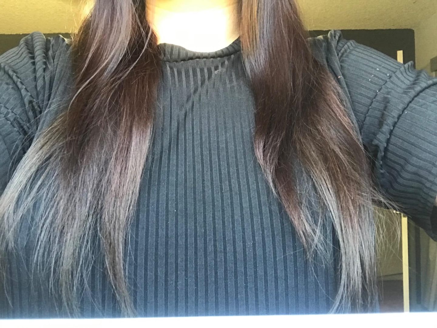Customer photo review of Moresoo Weft Hair Virgin Invisible Genius Weft Brazilian Human Bundles Dark Brown (#2)