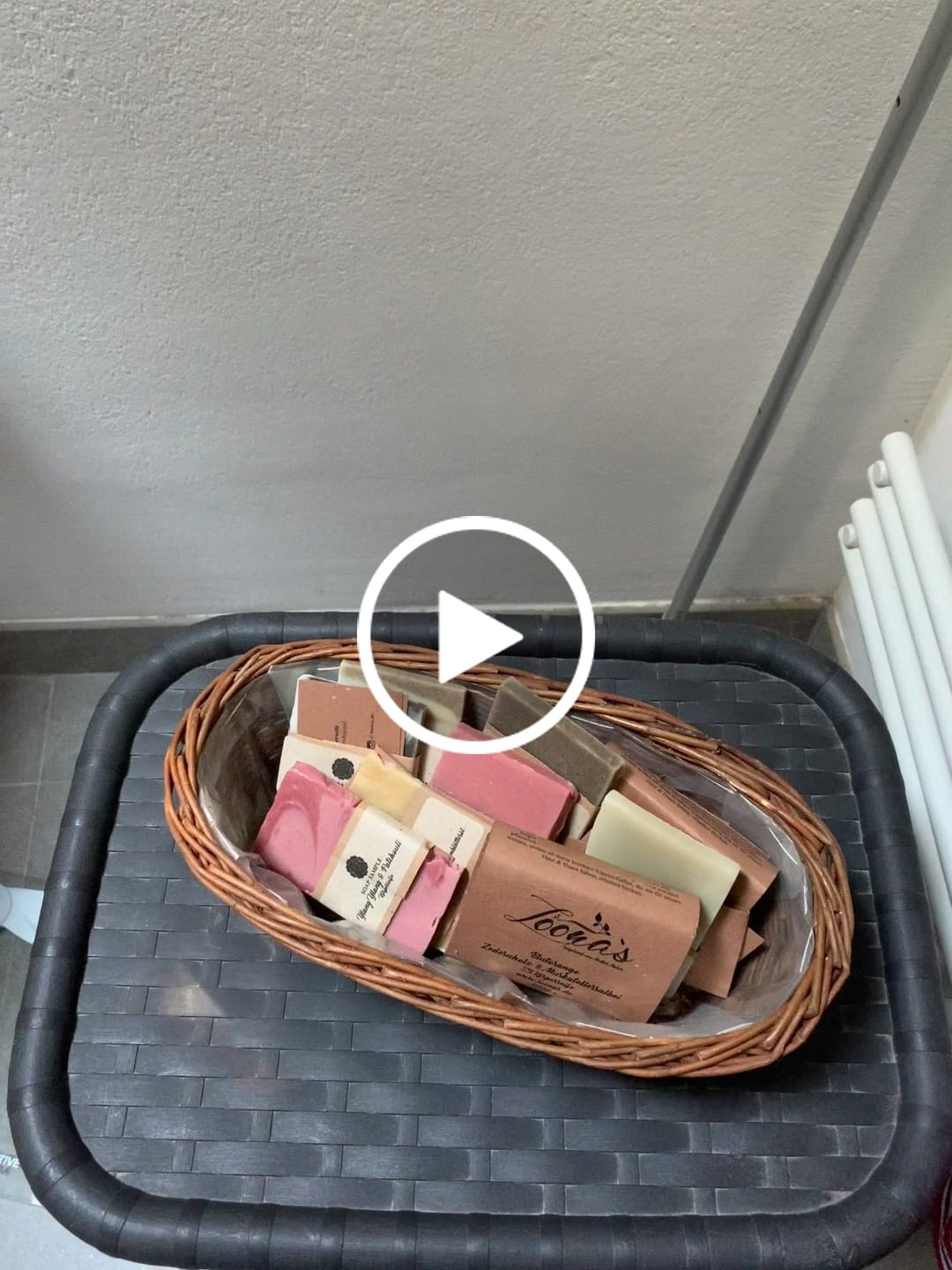 Customer video review of Loona's SoapSampleBox mit Sisalsäckchen (Probiere alle Düfte)