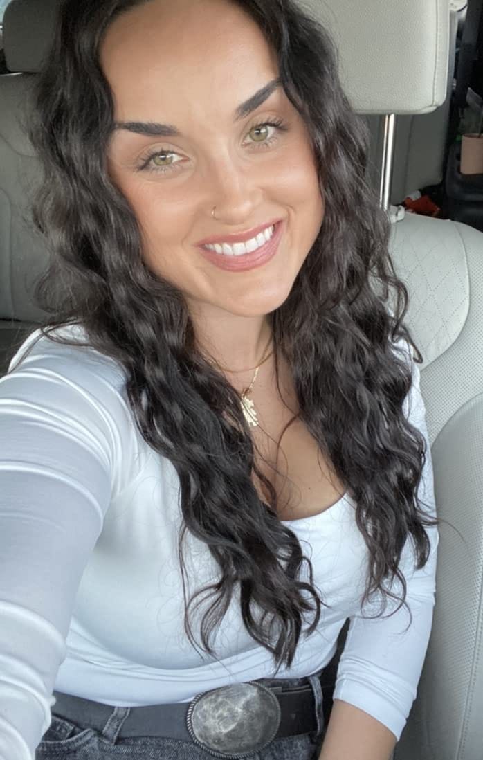 Customer photo review of Moresoo Weft Hair Virgin Invisible Genius Weft Brazilian Human Bundles Dark Brown (#2)