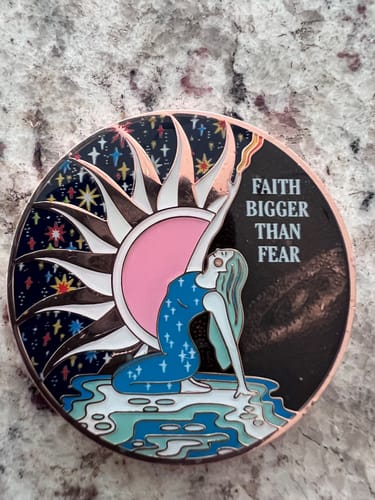 Customer photo review of Faith Bigger Than Fear XL 50mm Tri-Plated Specialty AA Affirmation Recovery Medallion - Rose Gold