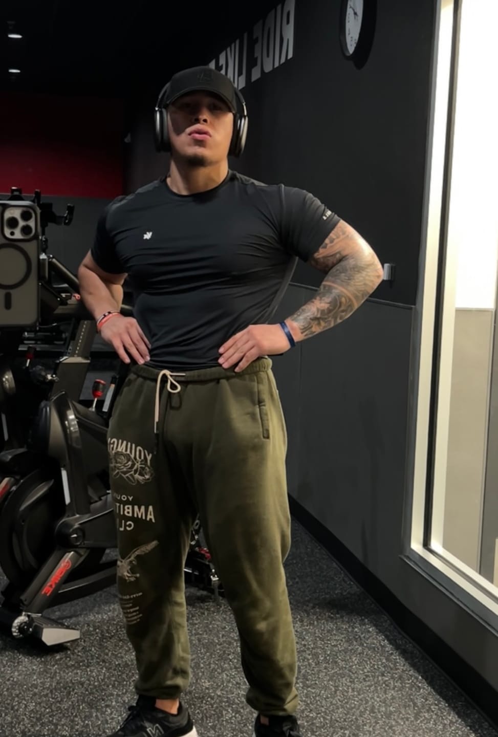 Customer photo review of 476 - Stealth Compression Tees
