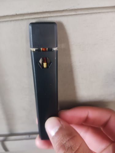 Customer photo review of Live Resin THCa Disposable Vape