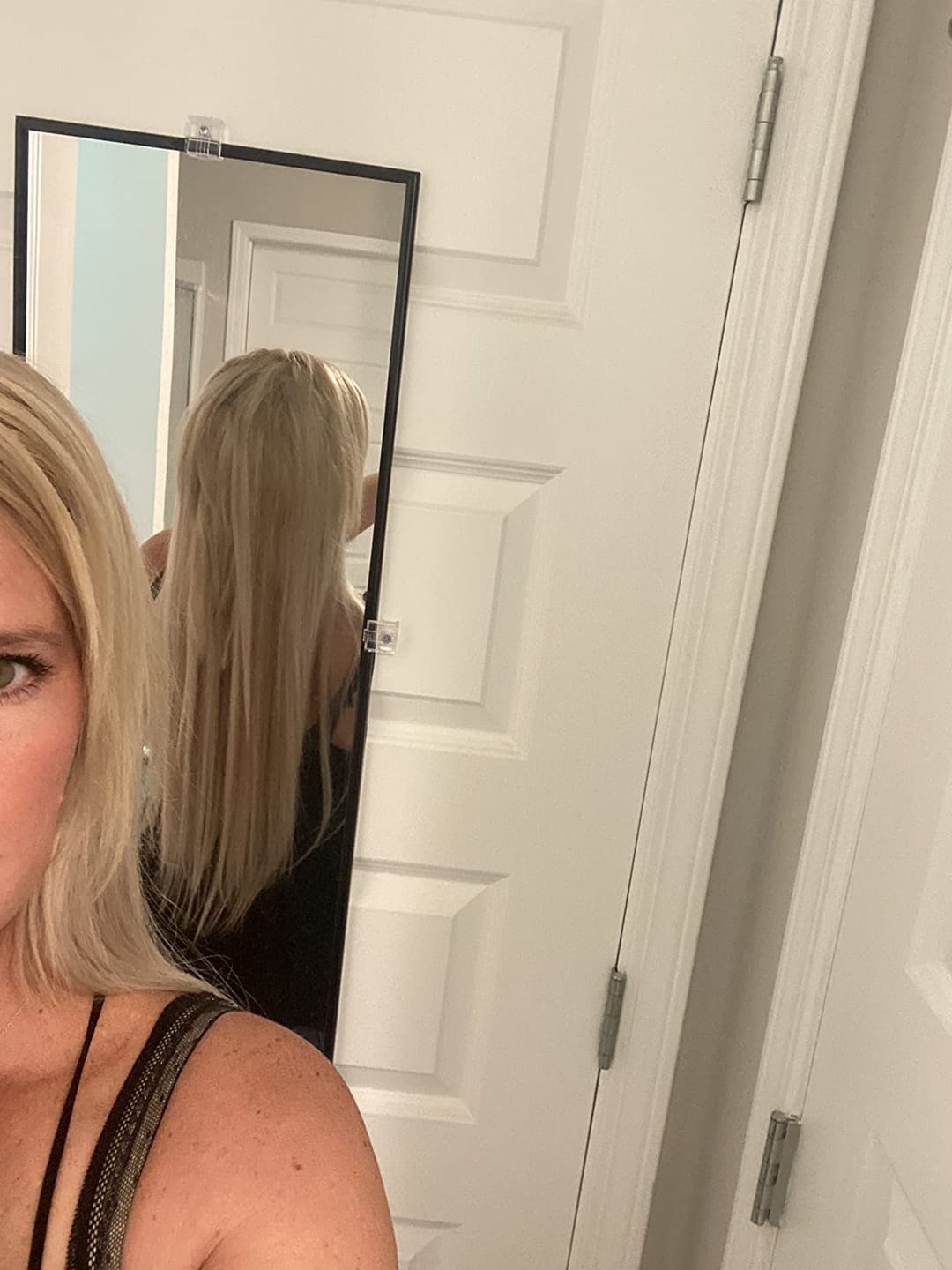 Customer photo review of Moresoo Highlight Blonde Virgin Bundles Genius Weft Brazilian Human Hair (#18P613)
