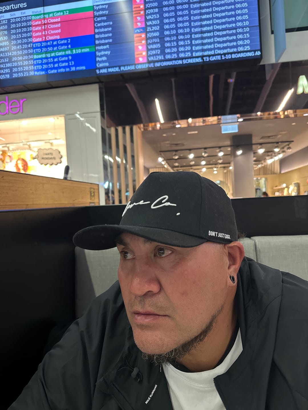 Customer photo review of Live Co. "Black Signature Series" A-Frame Snapback