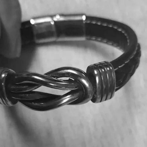 Customer photo review of Till Min Man - Jag Älskar Dig; För Alltid - Infinity Armband