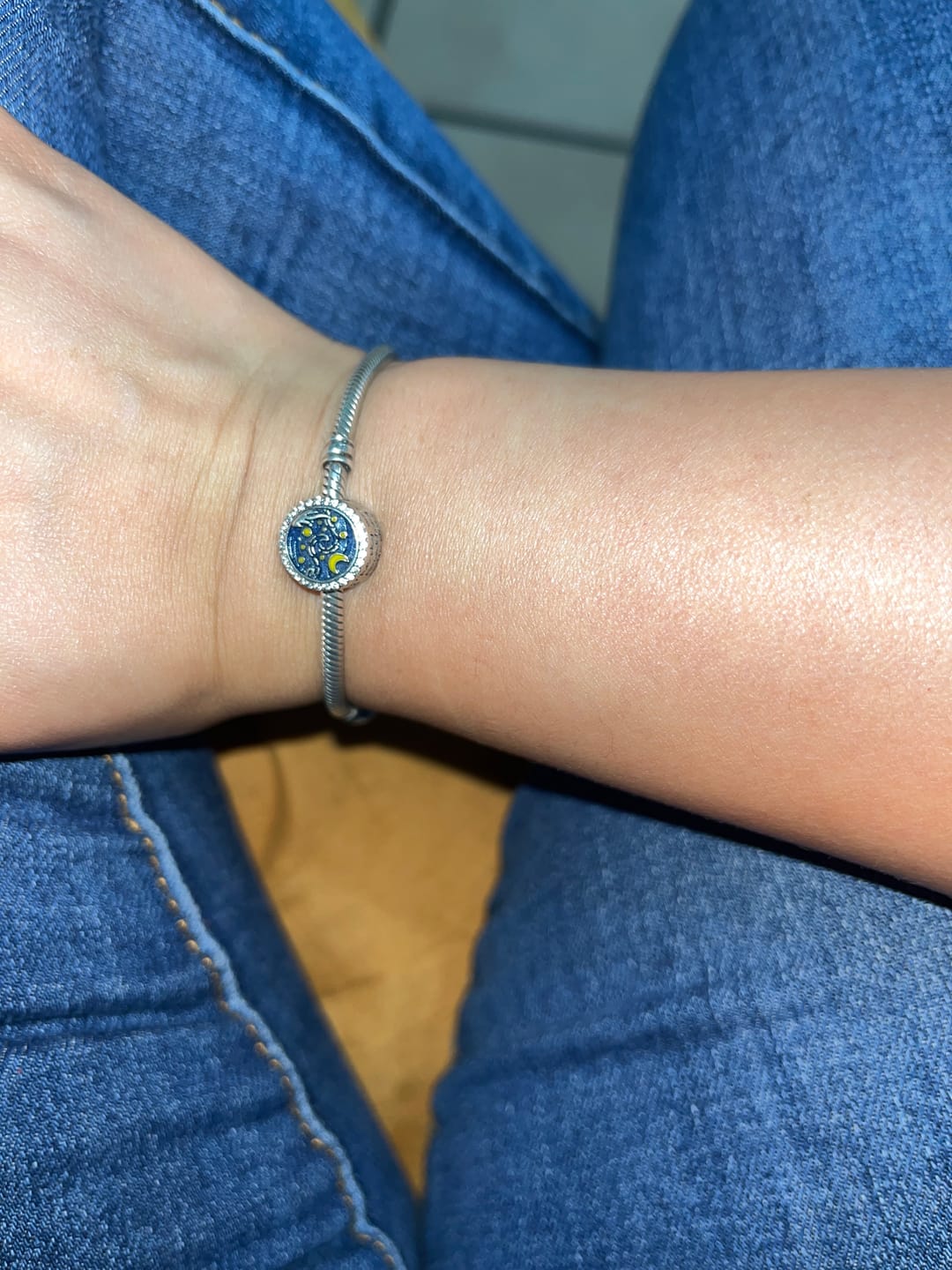 Customer photo review of Charm Noche Estrellada de Van Gogh