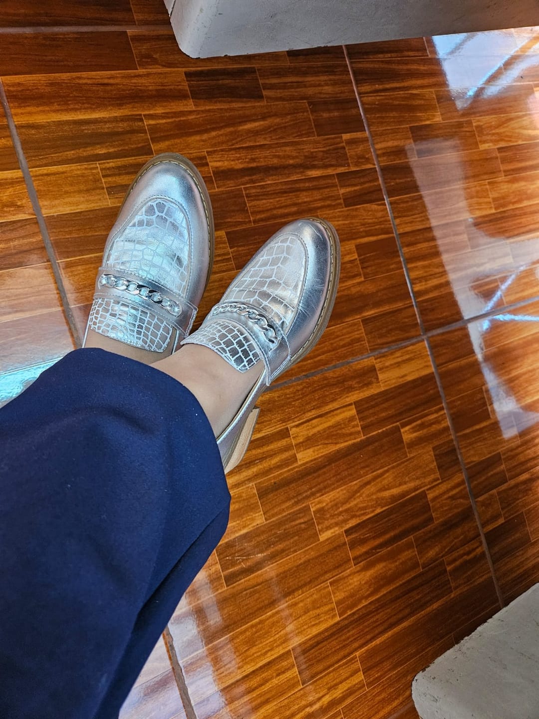 Customer photo review of Mocasín Cadenas Alto