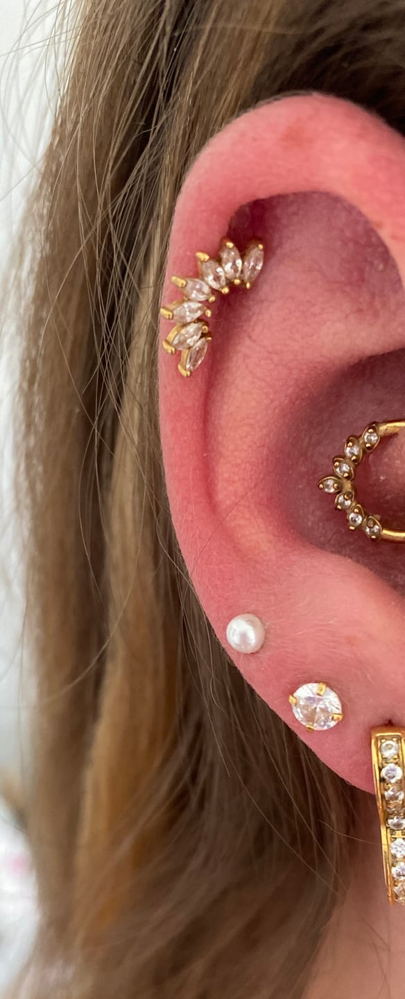 Customer photo review of Bright Diamond Ohrstecker | 18K vergoldet