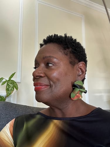 Customer photo review of LEXI Mini - Stud - All Colors - 30 Colorways